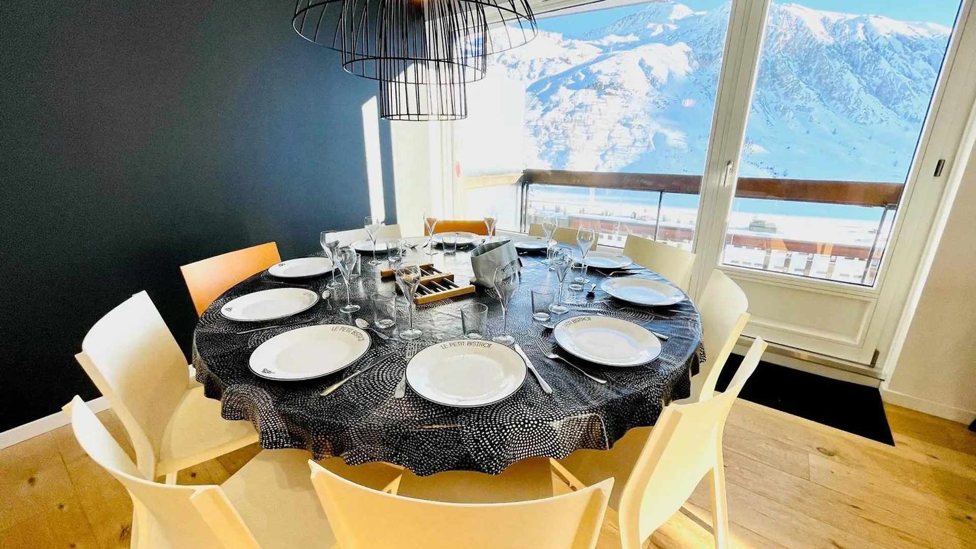 Appartement Renove, 5 Pieces, Skis Aux Pieds Avec Balcon Et Wifi - Fr-1-502-364 Tignes 0*,  France